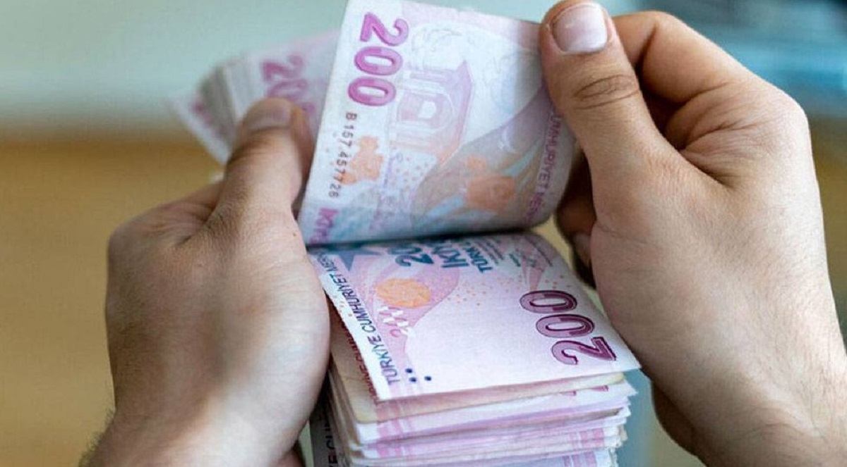 Kök aylığı 10 bin lira olan emekli 14 bin 925 lira alacak.