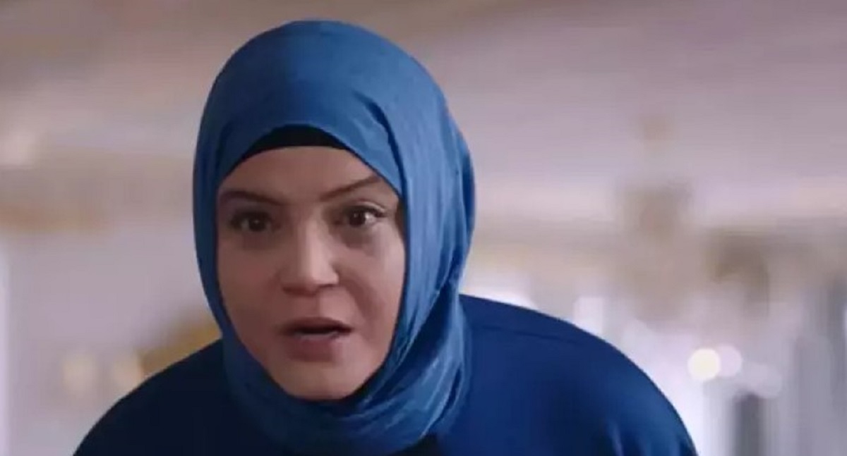 Kızılcık Şerbeti'nin Beklenen Bölümü: Nilay'ın Bebeği Kimden?
Kızılcık Şerbeti'nin yeni bölümü, izleyicileri bekleyişe sürükleyerek Nilay'ın bebeğinin gerçek babasını açıklığa kavuşturacak gibi görünüyor. Mustafa ve Nilay arasındaki gerilim, fragmanın izleyiciye sunduğu çarpıcı sahnelerle doruk noktasına ulaşacak. Diziseverler, bu sürpriz dolu bölümü heyecanla beklemeye başladı.
