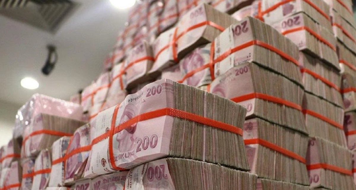 NYCB geçtiğimiz haftalarda 2023'ün dördüncü çeyreğine ait bilançosunu açıkladı ve geçen yılın son çeyreğinde 252 milyon dolar zarar ettiğini açıkladı.