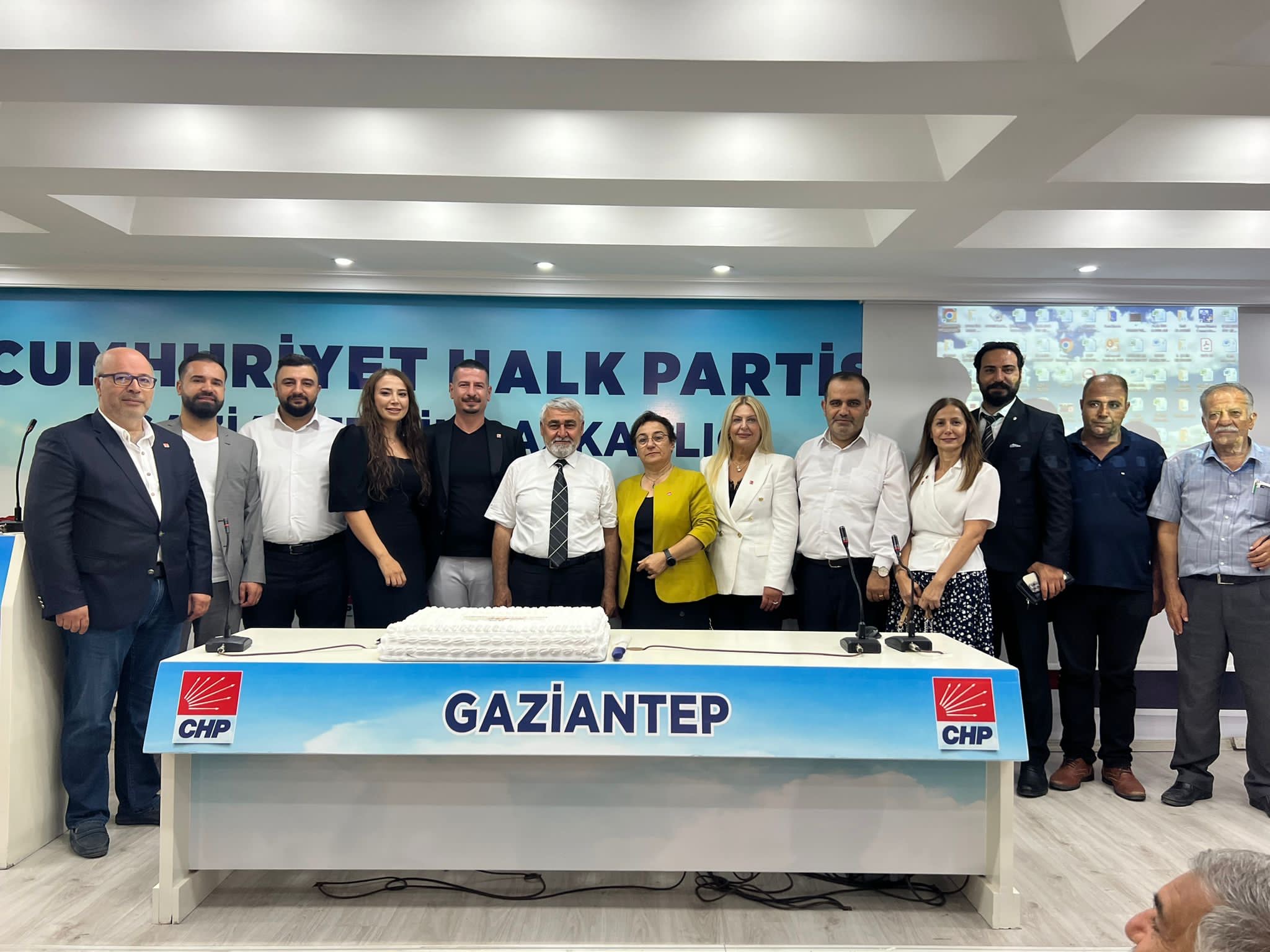 Hurşit Yıldırım ve Yönetim Kurulu üyeleri! 