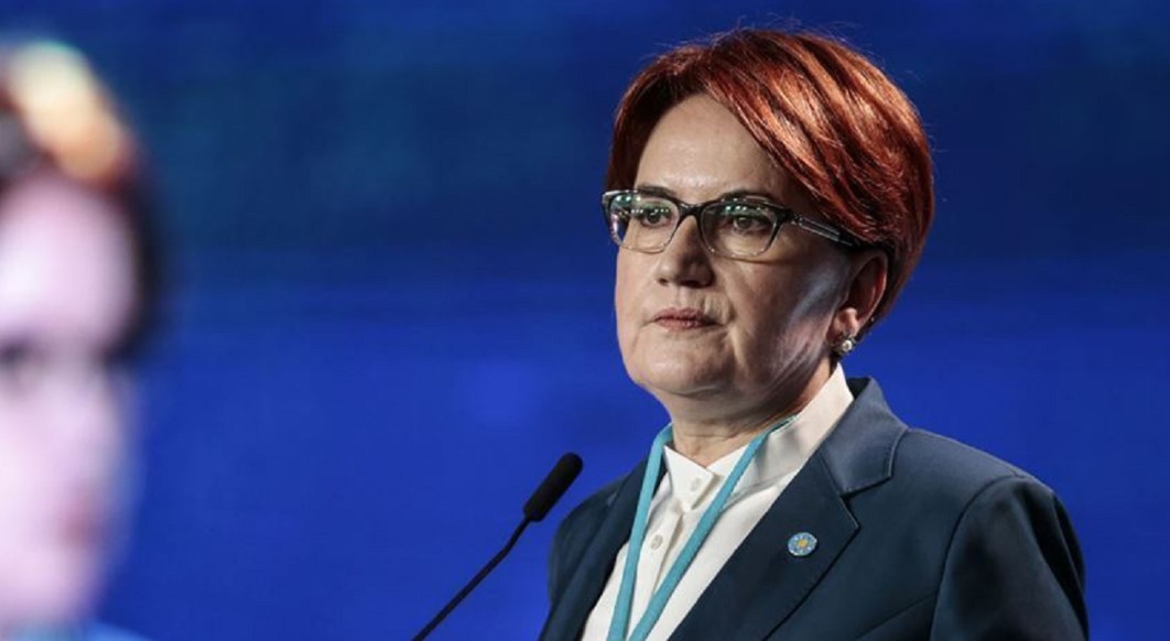 Sorgun'da İYİ Parti Sorgun İlçe Başkanlığı Siyasi İşler Başkanı Durak Kaya, ilçe teşkilatının aniden görevden alınmasıyla sarsıcı bir açıklamada bulundu. Kaya, ilçe yönetiminin görevden alınmasıyla birlikte 400'ü aşkın üyenin partiden istifa ettiğini dile getirdi.