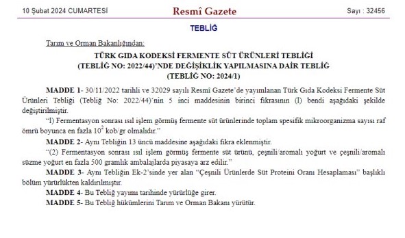İbrahim Yumaklı, gıda etiketlerinde artık yanıltıcı ifadelere müsaade edilmeyeceğini vurguladı. Özellikle ürün isimlendirmeleri ve ambalaj görselleri konusunda sıkı düzenlemeler getirileceğini belirten Bakan Yumaklı, tüketicilerin doğru bilgiye ulaşması için gıda ambalajlarının net ve anlaşılır olması gerektiğini dile getirdi.