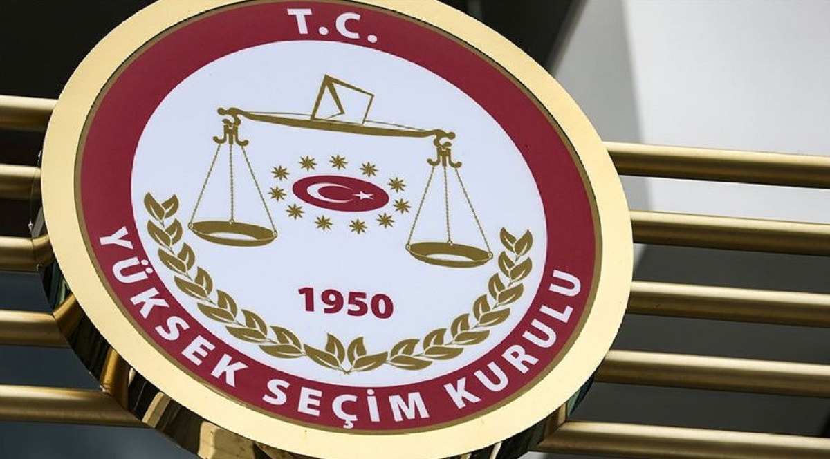 Seçmen Kütükleri 7 Şubat'ta Kesinleşecek
Seçmen kütükleri, 7 Şubat'ta kesinleşecek. Bu tarih itibariyle seçmenin oy vereceği yer ve sandıklar belirlenecek.
