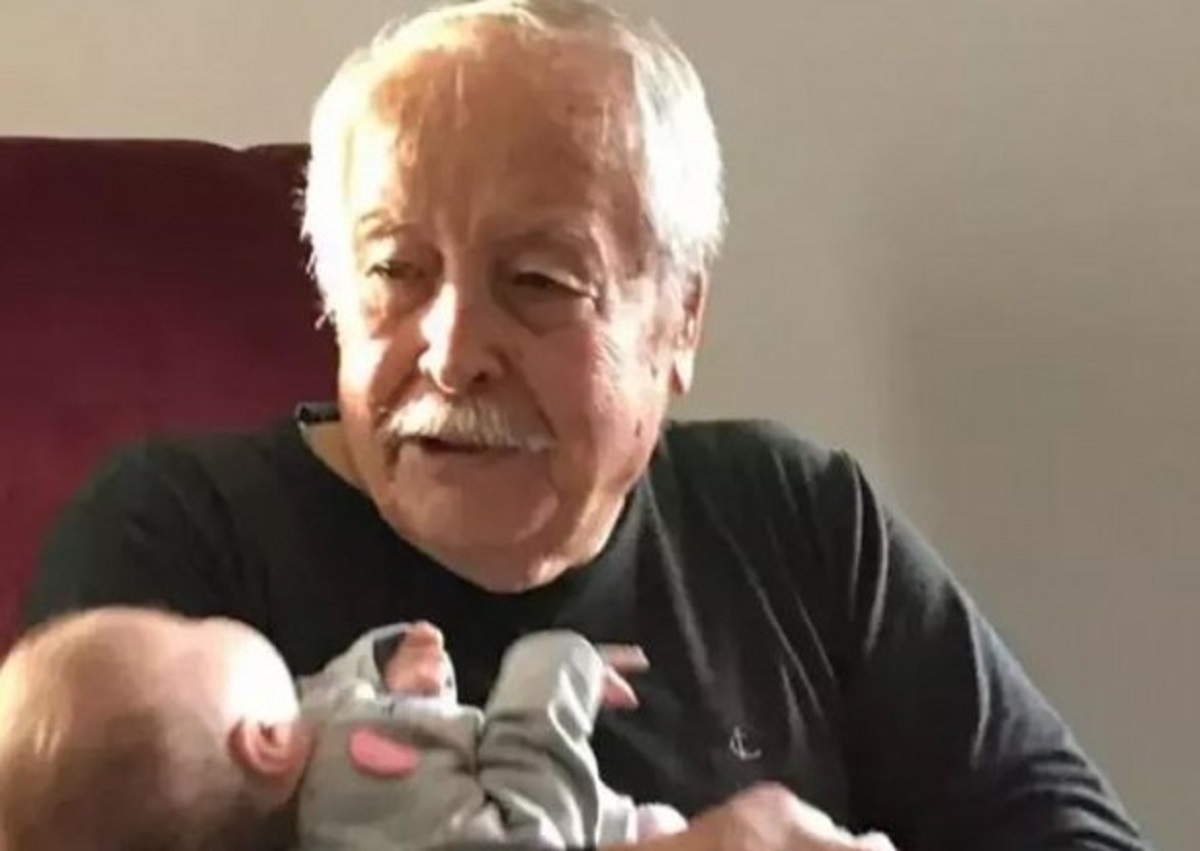 Uraz Kaygılaroğlu'nun dedesi Hasan Kaygılaroğlu'nun ardında bıraktığı anıları ve öğretileri, sevenleri tarafından özlemle anılacak.