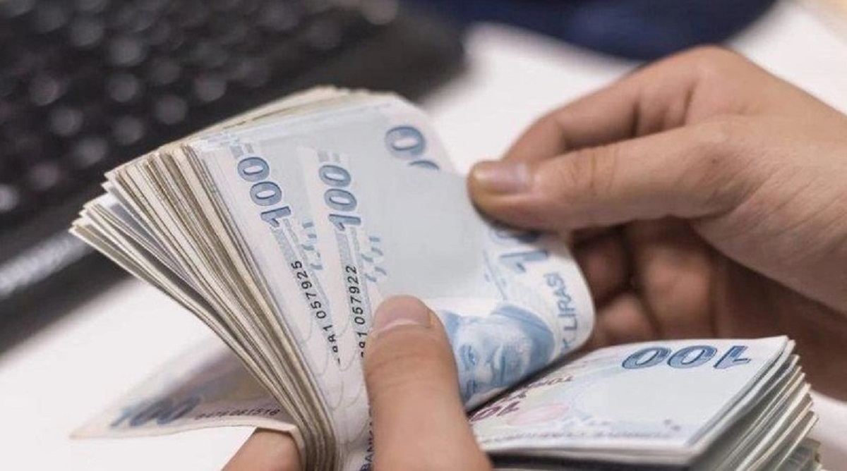 Bu bağlamda, SGK'nın açtığı emekli maaşı hesaplama ekranları, bireylere emeklilik planlarını daha sağlıklı bir şekilde yapma imkanı sunmaktadır. Emekli olacak veya olmuş bireyler, e-Devlet üzerinden bu hizmetten faydalanarak gelecekteki mali durumlarını önceden değerlendirebilirler.

MEHMET FENER