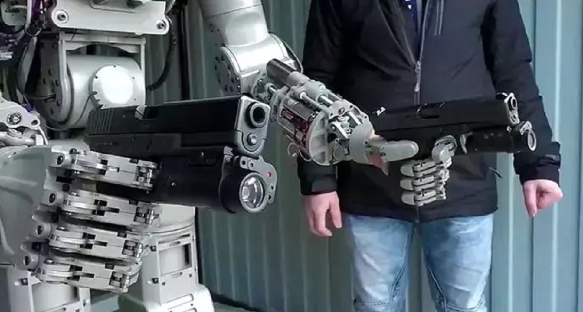 Yapay Zeka Silahlanma Yarışına Katkıda Bulunuyor