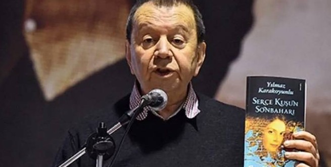 BAŞSAĞLIĞI MESAJI: BAKAN KOCA'DAN AÇIKLAMA
Sağlık Bakanı Fahrettin Koca, eski bakanın vefatı üzerine sosyal medya üzerinden başsağlığı mesajı yayınladı. Koca, "Devlet eski bakanlarımızdan Yılmaz Karakoyunlu, İstanbul'daki evinde geçirdiği rahatsızlık sebebiyle kaldırıldığı hastanede yapılan tüm müdahalelere rağmen kurtarılamayarak hayatını kaybetti. Kendisine Allah'tan rahmet, ailesine, yakınlarına ve dostlarına baş sağlığı diliyorum. Mekanı cennet olsun." ifadelerini kullandı.
