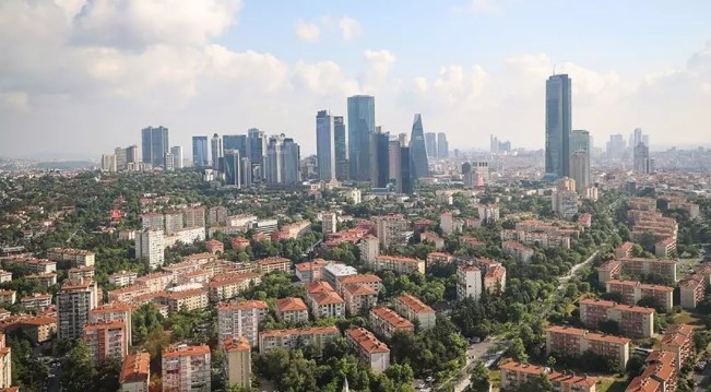 KİRACILARA TEVLİGAT: GÖRÜŞMEYE ÇAĞRILAR BAŞLADI
Vergi daireleri tarafından kiracılara gönderilen tebligatlarda, kira ödemeleri ile ilgili olarak bir görüşme yapılması isteniyor. Gönderilen yazılarda, kiracılardan görüşmeye gitmeden önce kira sözleşmesi, banka ödeme dekontu ve varsa emlakçı bilgileri talep ediliyor.
