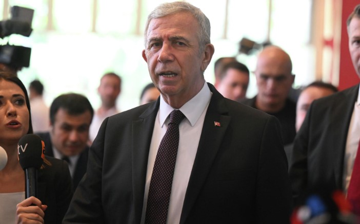 MTP'NİN SEÇİM STRATEJİSİ
Parti Başkanı, MTP'nin seçim stratejisinin Türk ve Atatürk sorunları olmayan adayları desteklemek olduğunu belirtti. Ayrıca, seçim bölgelerine göre uygun görülen adayları destekleyerek, milli iradenin tecelligah bulmasına katkı sağlayacaklarını ifade etti.
