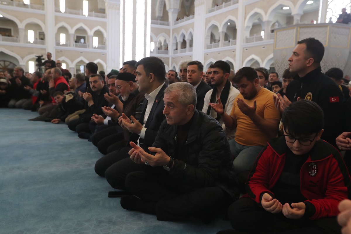 Berat Gecesi̇ (6)