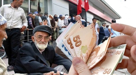 SONUÇ VE DEĞERLENDİRME
Emeklilerin taleplerinin dikkate alındığı bu süreçte, Ankara kulislerinde konuşulan formüller, emeklilere yönelik olası düzenlemelerin gündemde olduğunu gösteriyor. Ancak, uygulanacak düzenlemelerin ekonomik koşullar ve sosyal ihtiyaçlar gözetilerek yapılması önem taşıyor.
