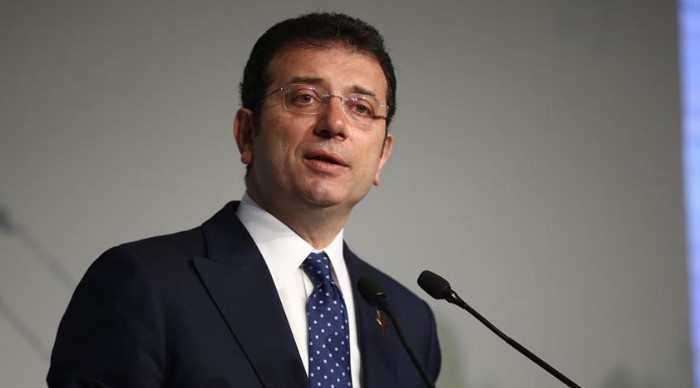 PARTİ POLİTİKALARINDA DEĞİŞİM İDDİASI
Şener, CHP'nin politikalarında yaşanan değişimi vurgulayarak, parti içindeki güç dengelerinin ne şekilde etkilendiğine dair önemli açıklamalarda bulundu. İstanbul'un tarihi ve kültürel mirasına odaklanan bu iddialar, kamuoyunda geniş yankı buldu.
