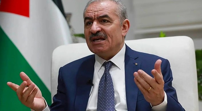 FİLİSTİN'DE HÜKÜMETTE DEĞİŞİM YOLUNDA ADIMLAR
Muhammed Iştiyye'nin istifası, Filistin'deki siyasi arenada önemli bir değişimi işaret ediyor. Gazze Şeridi'nde yaşanan gelişmeler, hükümet düzeyinde yeni düzenlemelerin kaçınılmaz olduğunu gösteriyor. Iştiyye'nin ardından yapılacak atamalar ve alınacak kararlar, Filistin'in gelecekteki siyasi rotasını şekillendirecek.
