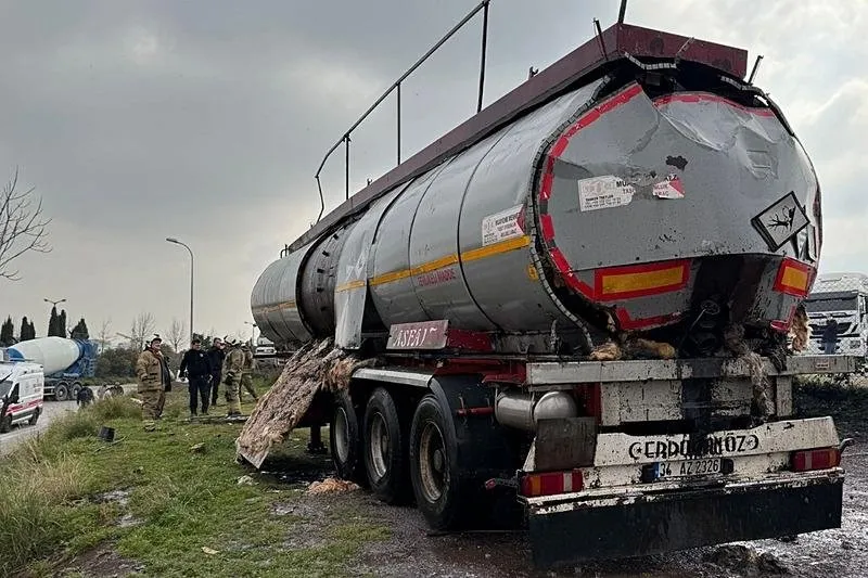 Facia Yaşandı! Yakıt Tankeri Bir Anda Patladı!