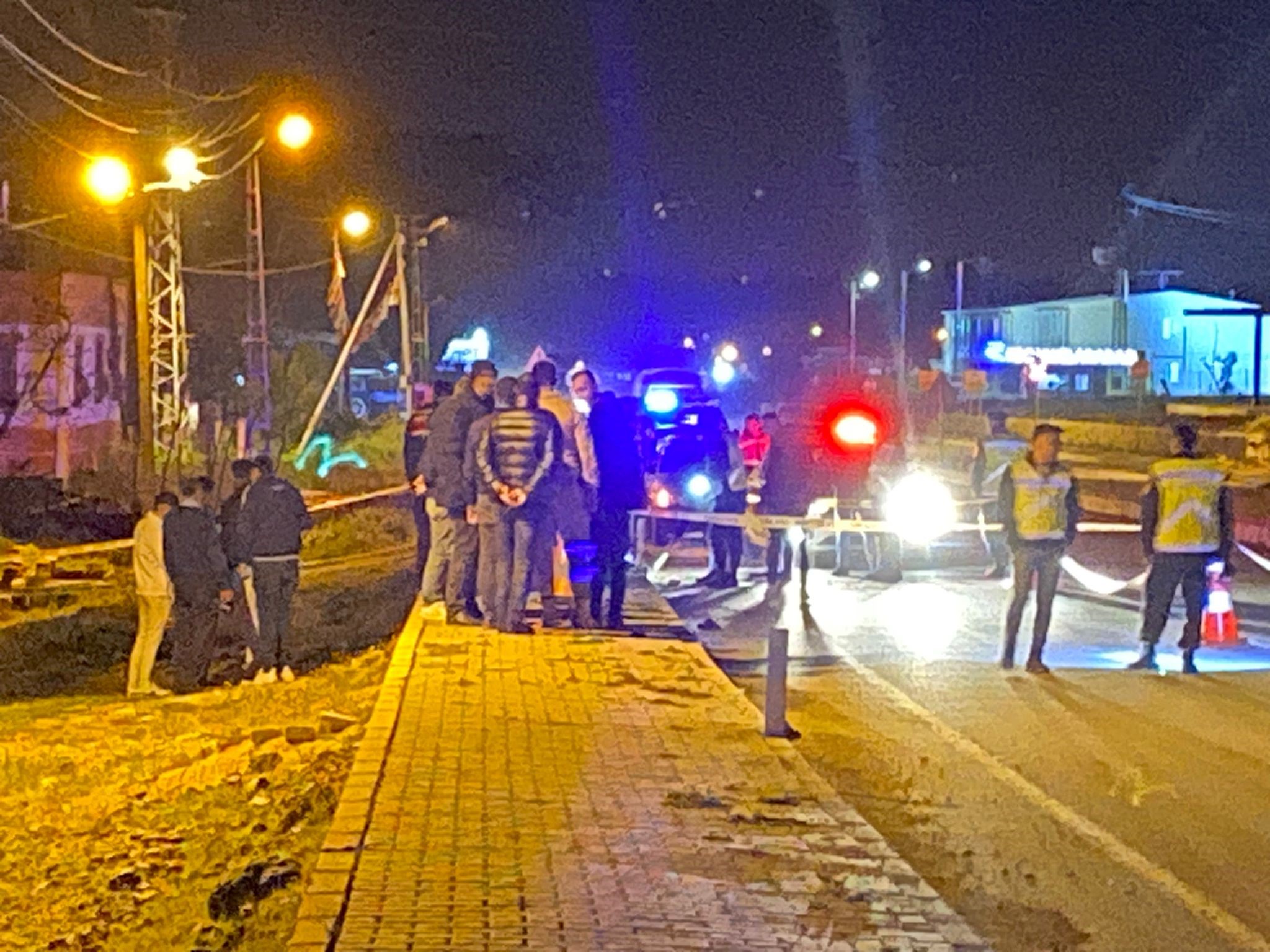 Motosiklet Yön Levhasına Çarptı, 18 Yaşındaki Sürücü Hayatını Kaybetti