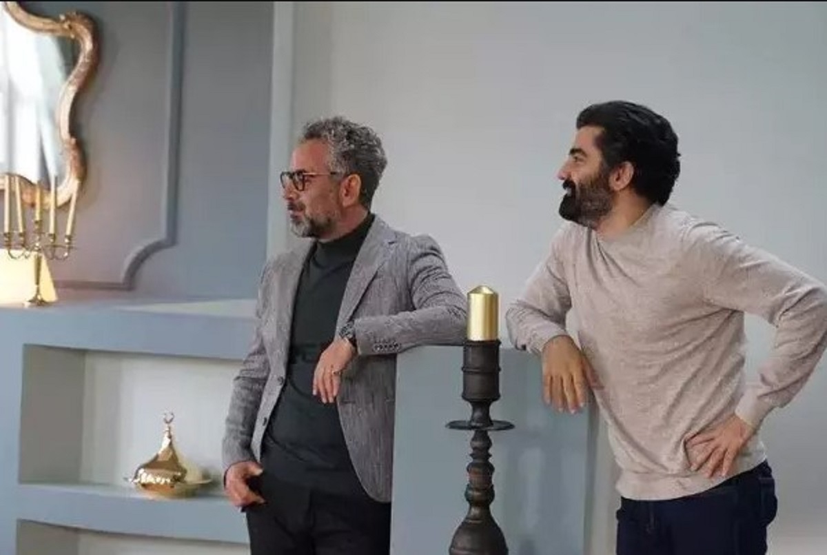 Deprem’in ağabeyi Mete Deprem, yaşadıkları acıyı dile getirirken, “Barista eğitimi için kursa başlamıştı. Oradan döndüğünü biliyoruz. Başka bir şey bilmiyoruz. Çok üzgünüz. Ne diyeceğimi bilemiyorum” ifadelerini kullandı.

