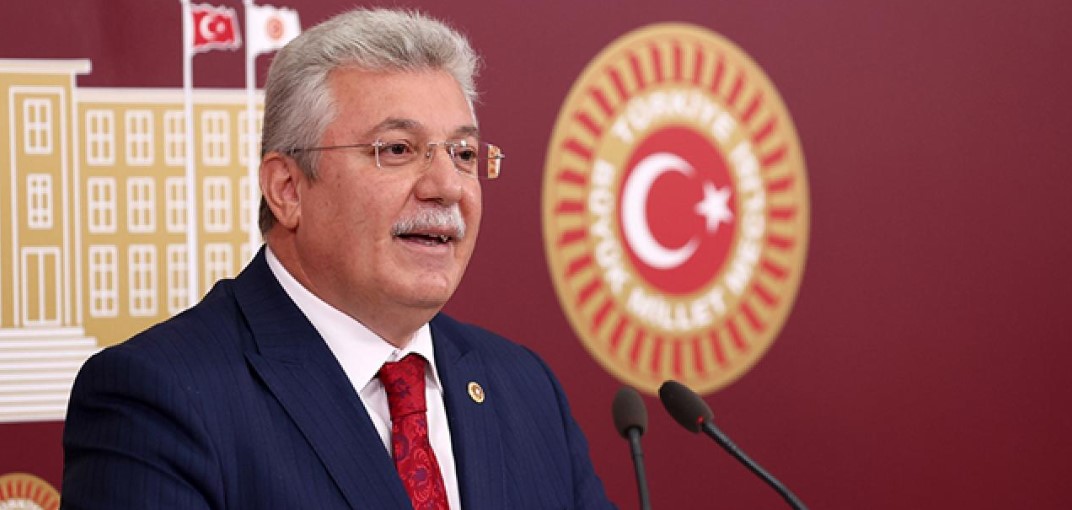 AK Parti Grup Başkanvekili Muhammet Emin Akbaşoğlu,