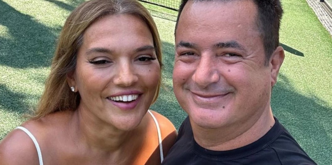 Merve’nin iki aylık hamile olduğu ve yakında adadan ayrılacağı iddia edilirken, Demet Akalın soruyu Ilıcalı'ya sordu. Acun Ilıcalı bu konuda net bir yanıt verdi. Ilıcalı, “Merve hamile değil, kesinlikle” dedi.