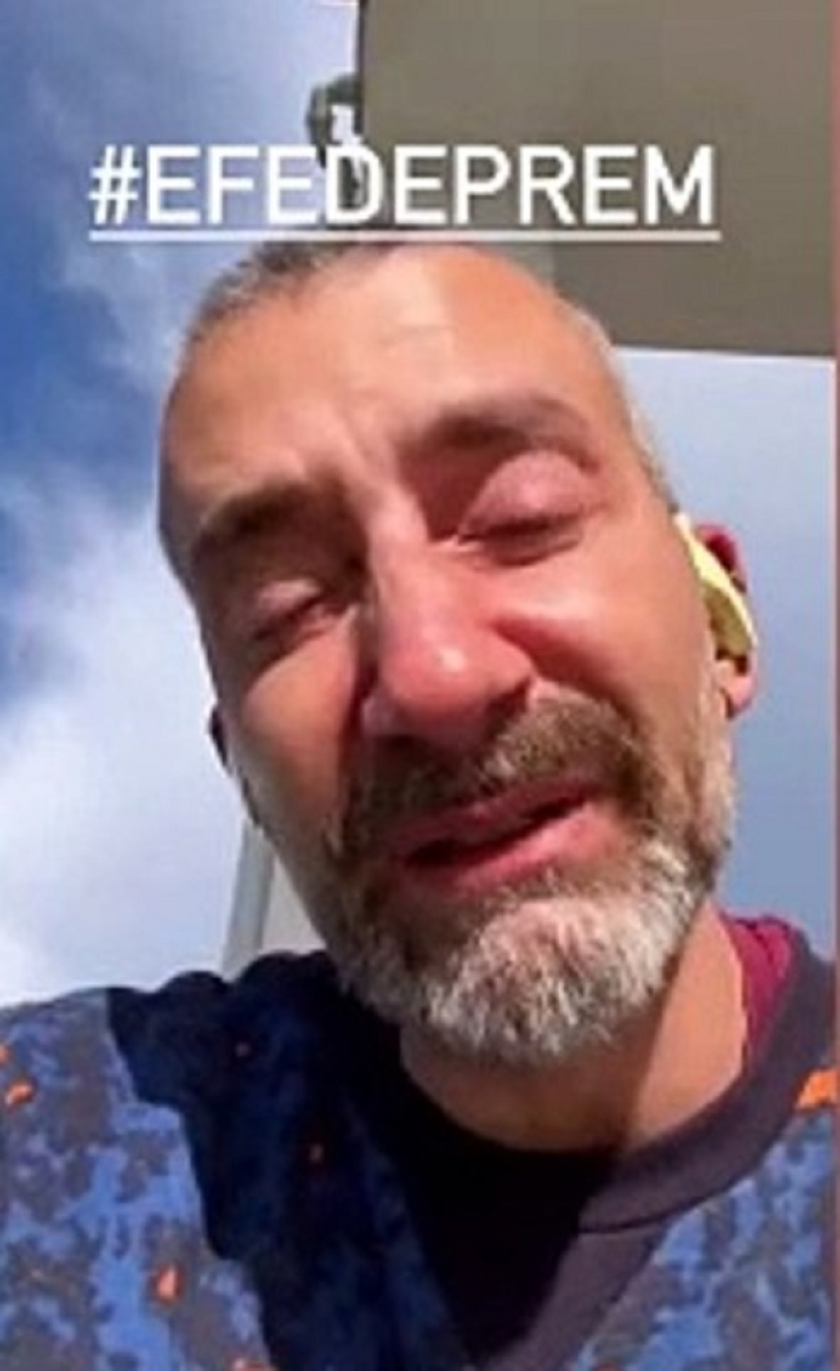 Deprem’in yakın arkadaşı ve ünlü oyuncu Yunus Günce, “Hiç aklımdan çıkmıyorsun” diyerek gözyaşlarına hakim olamadı.