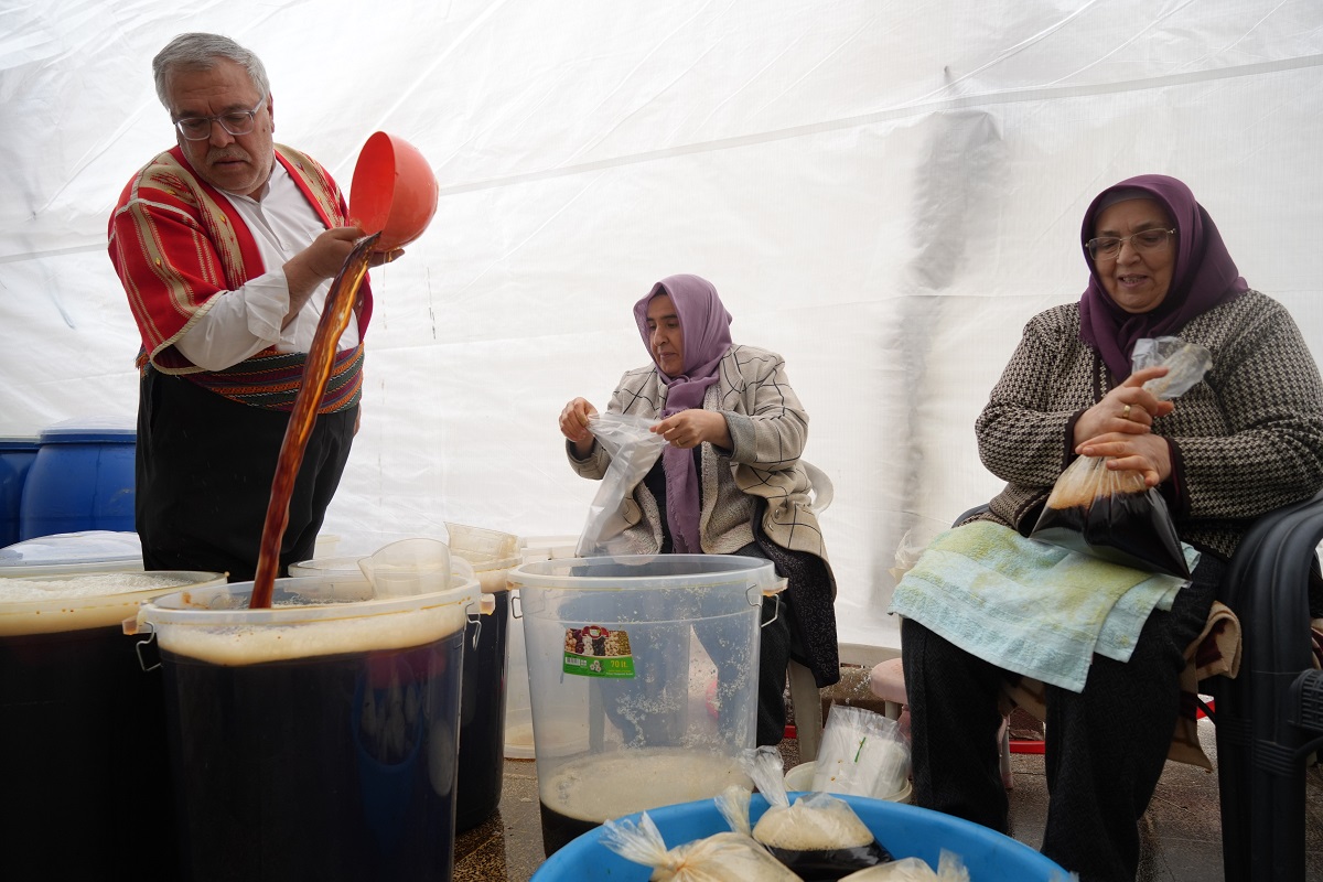 Gaziantep'te Meyan Şerbeti Sevdası Meyan Şerbeti Yok Satıyor (6)