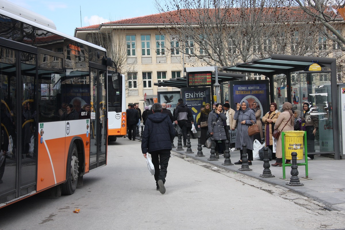 Gaziantep’te Toplu Taşıma Çilesi Bitmiyor