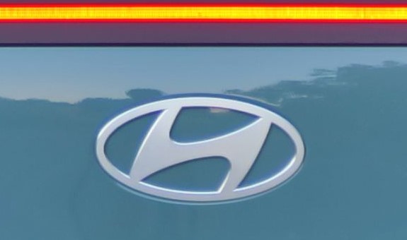 HYUNDAİ İ20 (2014-2018)

Hyundai i20'nin 1.4 CRDi dizel motorlu style paketinde, şehir içi yakıt tüketimindeki yükseklik dikkat çekiyor. Ayrıca, partikül filtresi sorunu da bu modelde sıklıkla yaşanıyor. Bu durum, bazı kullanıcıları özel servislere yönlendirmiş durumda.
