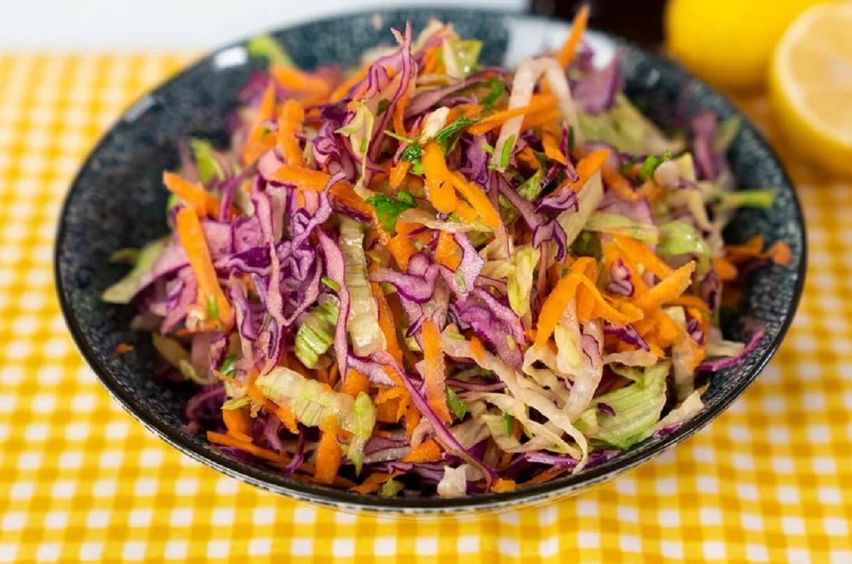 Mevsi̇m Salatasi