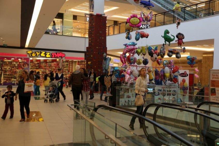 İstanbul'un Ünlü AVM'si Satıldı! Alan Bakın Kim Çıktı