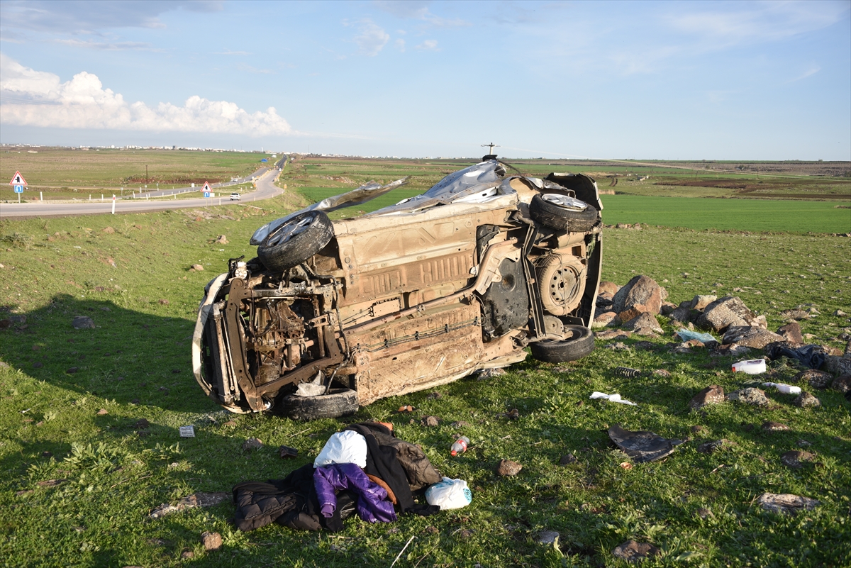Şarampole Devrilen Otomobildeki 1 Kişi Öldü, 3 Kişi Yaralandı! 