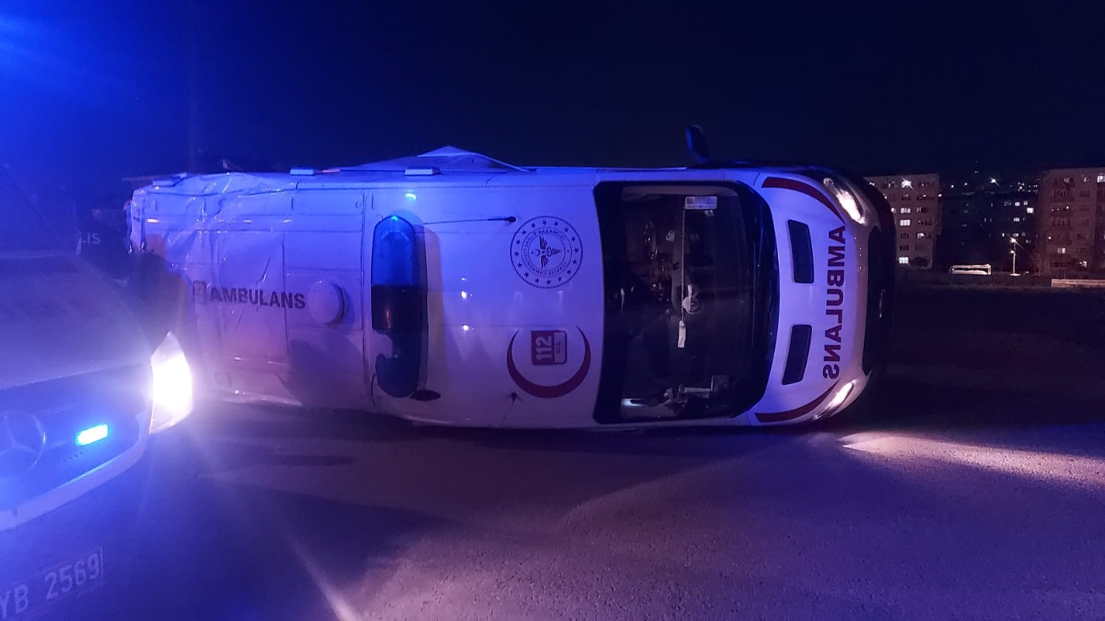 Hasta Almaya Giden Ambulans Kaza Yaptı: 5 Yaralı!