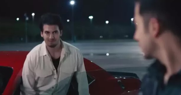 Ömer'in Metehan'a aldığı arabayla Metehan bir araba çetesiyle arkadaş olurken son bölümde yarış yapan Metehan arabasını arkadaşı Ateş'e kaptırdı.

