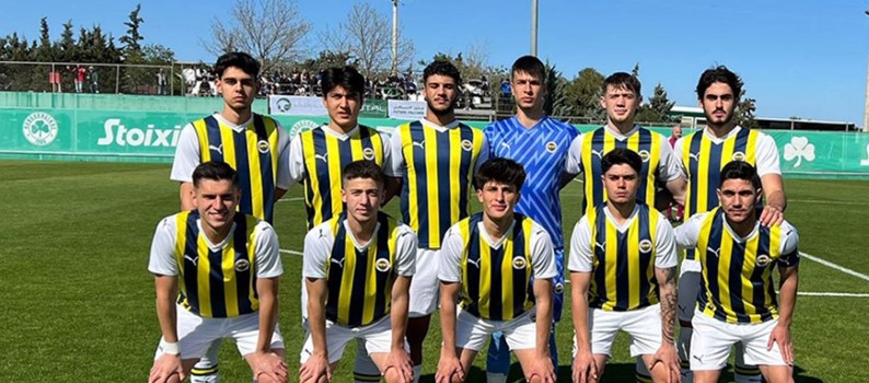Galatasaray ile Fenerbahçe arasında oynanacak olan Süper Kupa maçı, 7 Nisan’da Şanlıurfa 11 Nisan Stadyumu’nda saat 21.30’da başlayacak. Karşılaşma ATV’den canlı olarak yayınlanacak.
