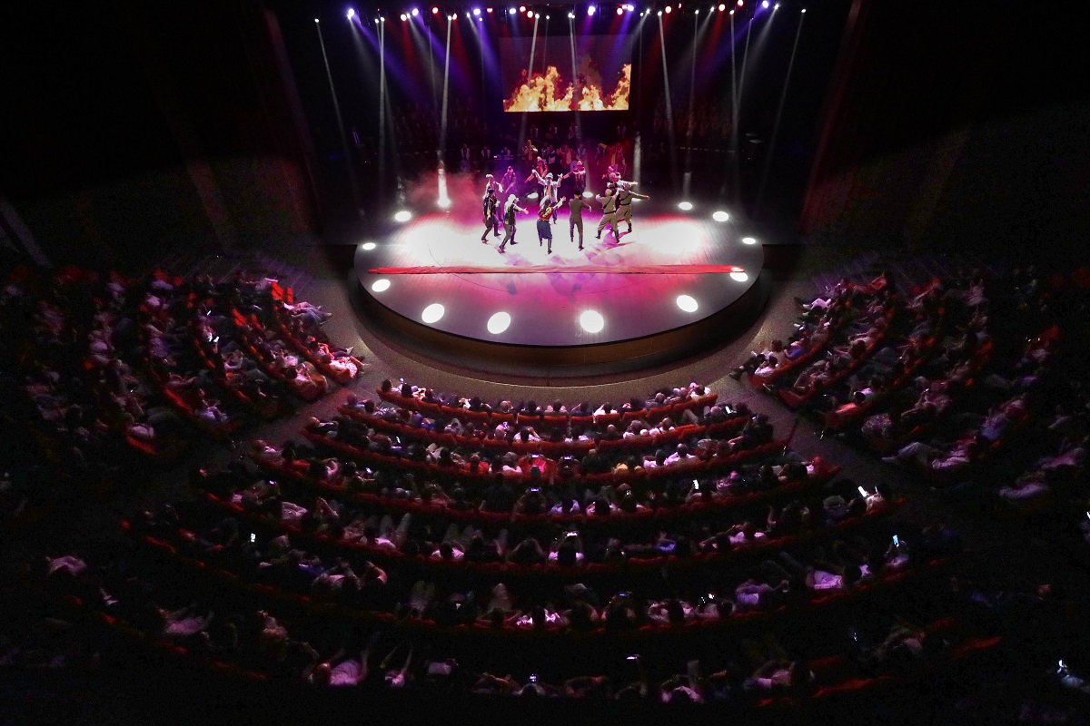 Konserin Sanat Yönetmeni Öğretim Görevlisi Hakan Tayüz ise konserin ciddi emekler sonrası gerçekleştirdiğini belirterek, katkıda bulunanlara teşekkür etti.