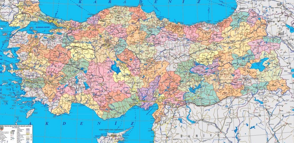 Mevsim normallerinin 10-13 derece üzerinde seyreden sıcaklıkların artması sonucu nisan ayının ilk günü itibarıyla insanların t-shirt giyerek sokaklara çıkmasına neden olmuştu. Erken gelen yaz havasının kavurucu sıcaklıklar getireceği düşünülürken, Meteoroloji yetkililerinden tüm yurdu etkisi altına alacak yağış haberi geldi.

Kamu çalışanları için 9 gün olarak belirlenen tatil, özel sektör çalışanları içinse 3 gün olarak netleşti. Birçok çalışan, bu günler için tatil planları yapmıştı ancak gelen hava durumu tahmini bu planları değiştirebilir.