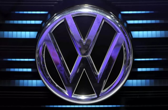 VOLKSWAGEN
2016 Golf 1.6 TDI BMT Comfortline – Nisan 2023’te 772.400 TL – Nisan 2024’te 897.200 TL – Değişim yüzde 16
2016 Passat 1.6 TDI BMT Comfortline - Nisan 2023’te 1.048.200 TL - Nisan 2024’te 1.216.200 TL – Değişim yüzde 16
2016 Polo 1.4 TDI BMT Comfortline - Nisan 2023’te 605.500 TL - Nisan 2024’te 718.700 TL – Değişim yüzde 19
