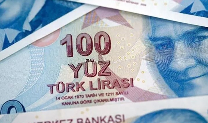 SGK KAYITLARINDA DİKKAT EDİLMESİ GEREKENLER
Emekliler için önem taşıyan bir not niteliğinde olan bu gelişme, SGK raporlarında yer alan 'Ş', 'K' ve 'S' harflerinin eklenmesine dikkat edilmesi gerekmektedir. Özellikle 'Ş' harfi, iş yerinin şüpheli olarak değerlendirildiğini ve ilerleyen sürecin denetleneceğini gösteriyor.
