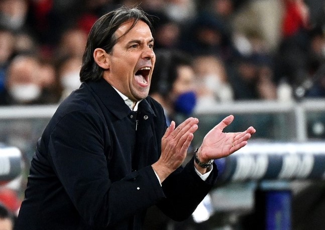 Filippo Inzaghi - 16 gol - 30 maç