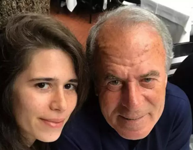 Lâl Denizli: Cumhuriyet Halk Partisi İzmir - Çeşme adayı, yüzde 53,69 oy oranı ile rakiplerini geride bırakmış durumda.