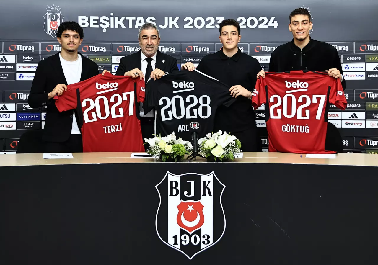 Beşiktaş Duyurdu: Sözleşmesi 2027 Yılına Kadar Uzatıldı