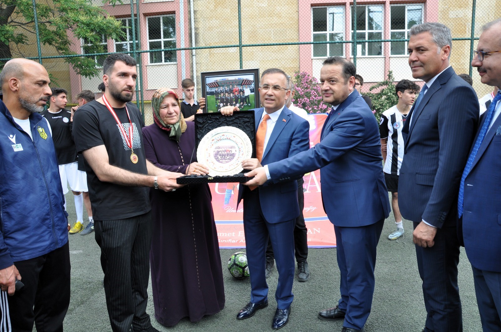 Depremde Hayatını Kaybeden Ahmet Eyüp Türkaslan Anısına Turnuva Düzenlendi
