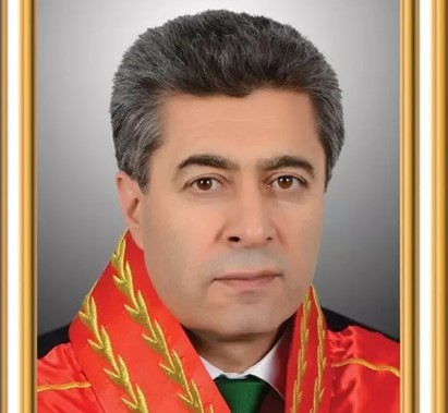 Cumhurbaşkanlığı kararıyla Yargıtay Cumhuriyet Başsavcılığı’na atanması Resmi Gazete’de yayımlandı. Evli ve iki çocuk babası olan Muhsin Şentürk, hukuk camiasında saygın bir isim olarak bilinmektedir.