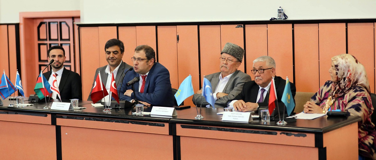 Gaün’de Hürri̇yet'e Bi̇r Adim Paneli̇ 4