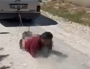 Bu sırada devriye gezen Kınık Jandarma Karakolu ekipleri, olayı sonlandırarak Ş.T.’yi gözaltına aldı.