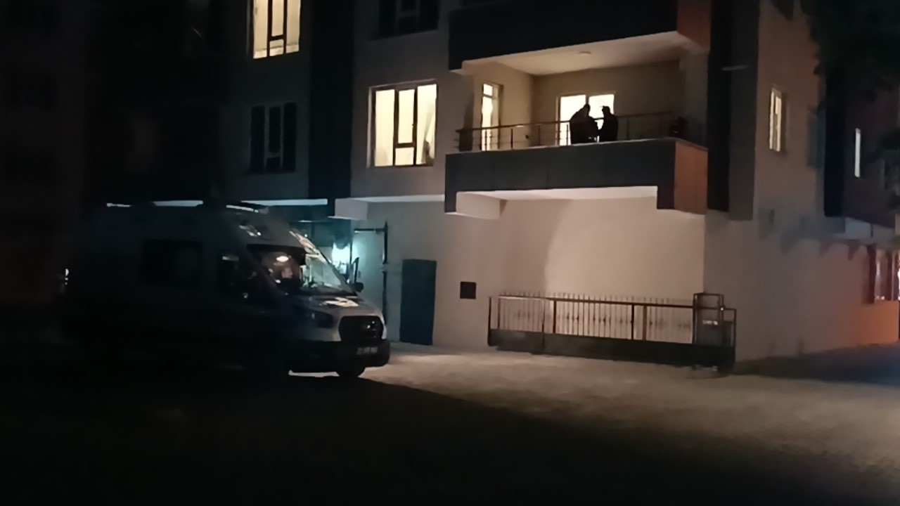 Olay, dün akşam saat 22.00 sıralarında Şehitkamil ilçesi Belkız Mahallesi'nde meydana geldi.