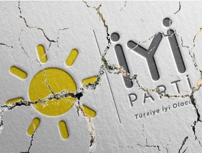 Yerel yönetimler seçimlerine 5 kala, Partimiz içi demokratikleşmenin mihenk taşı olan il/ilçe kongrelerimiz sonucu delegenin iradesi ile seçilmiş olan il başkanımızın görevden alınması ile sonuçlanan görevden alma, dizayn etme çabasına şahit olduğumuz noktada, 3.yol olarak çıktığımız siyaset sahnesinde, mevcut hükümetin getirmiş olduğu ucube sisteme baş kaldırmak isteyenler olarak demokrasinin ayaklaraltına alınması teşkilatımızı derinden yaralamış, iyileşemez hale getirmiş, partimize olan inancımızı yitirmemize sebep olmuştur.

Partimizin tüm teşkilatlarının insanüstü çalışma azmine rağmen yerel seçimlerde almış olduğu sonuç, seçmen ve parti tabanımızın nezdinde bir değişim olması gerekliliğini doğurmuş, 27 Nisan’da yapılan olağanüstü kurultayımızda değişim çabalarımız sonuçsuz kalmıştır. Mevcut düzen içerisinde doğru ve başarılı siyaset üretme ortamı olamayacağına inanarak

İYİ Parti'den ayrılma kararı aldığımızı kamuoyuna duyurmak isteriz."