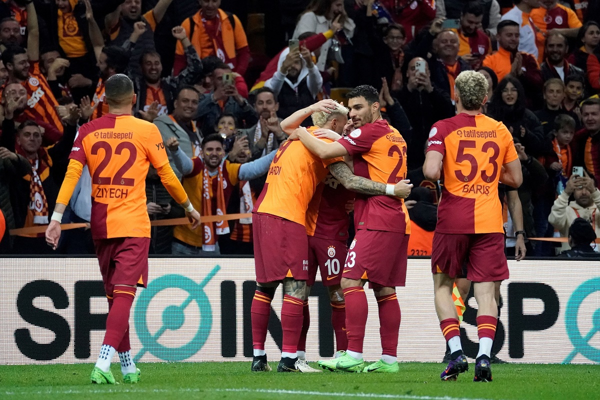 Galatasaray Fenerbahçe Rekabetinde 400. Randevu! Dev Derbi Öncesi Tüm Bilgiler (2)