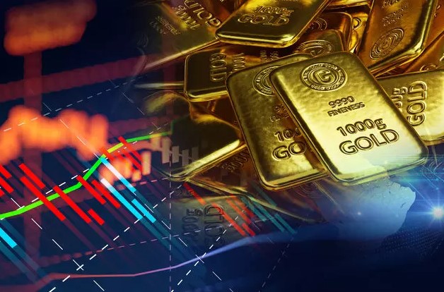 İSLAM MEMİŞ'TEN ALTIN FİYATI TAHMİNİ
Uzman İslam Memiş, gram altın için 2.700, 3.000 ve 3.500 lira seviyelerinin görülebileceğini belirtirken, ons altın içinse önce 2.380 ardından 2.280 dolar seviyelerinin beklenmesi gerektiğini ifade etti.
