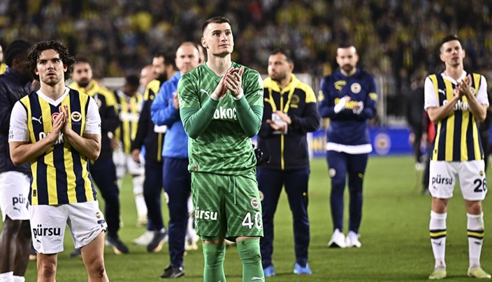 3. ÖN ELEME TURU MAÇ TARİHLERİ
Bu turdaki ilk karşılaşmalar 6-7 Ağustos'ta, rövanş maçları ise 13 Ağustos'ta oynanacak. Fenerbahçe'nin bu turda göstereceği performans, Şampiyonlar Ligi'nde devam edip edemeyeceğini belirleyecek.
