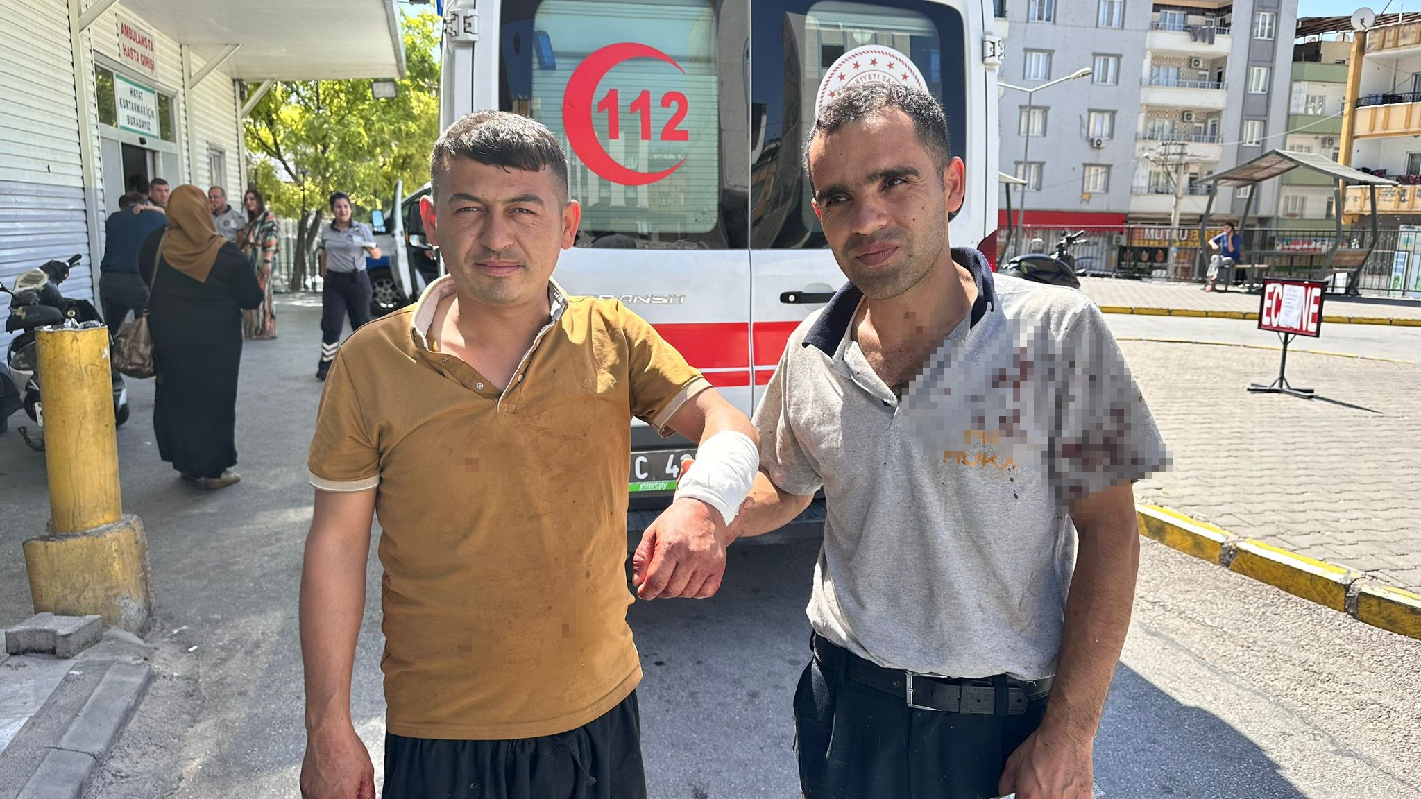 Gaziantep’te Kendini Kesen Acemi Kasaplar Hastanelere Koştu