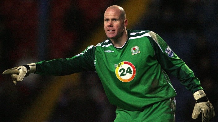 2008 yılında Aston Villa'ya transfer olan Friedel, burada gösterdiği performansla dikkat çekti. Üst üste 167 maçta forma giyerek Premier Lig'de bu alandaki rekoru kırdı. 2011 yılında Tottenham Hotspur'a transfer olan Friedel, burada da başarılı bir performans sergiledi ve futbolculuk kariyerini 2015 yılında noktalandırdı.